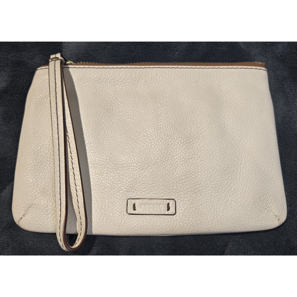 Fossil White Brown Pebbled Leather Wristlet Zip Pouch Wallet Card Slots